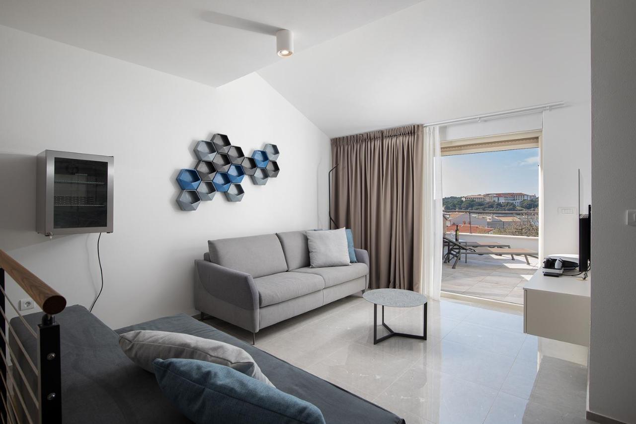 Apartman Damjan 프예스차나 우발라 외부 사진